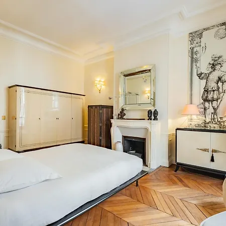Apartment Veeve - Ornate Beauty *